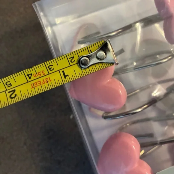 Pink hearts shower curtain hooks set - Picture 5 of 6